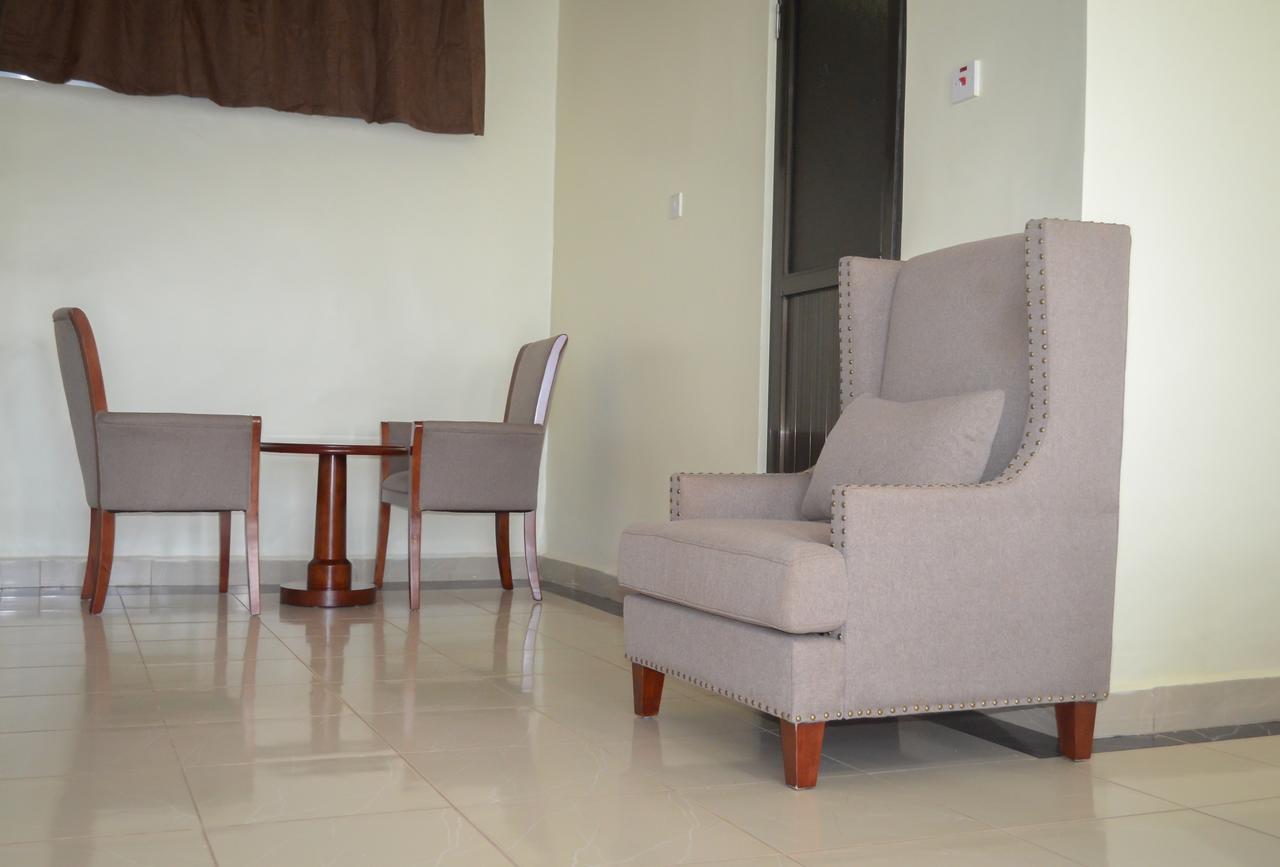 ג'ינג'ה Igar Plaza Hotel מראה חיצוני תמונה