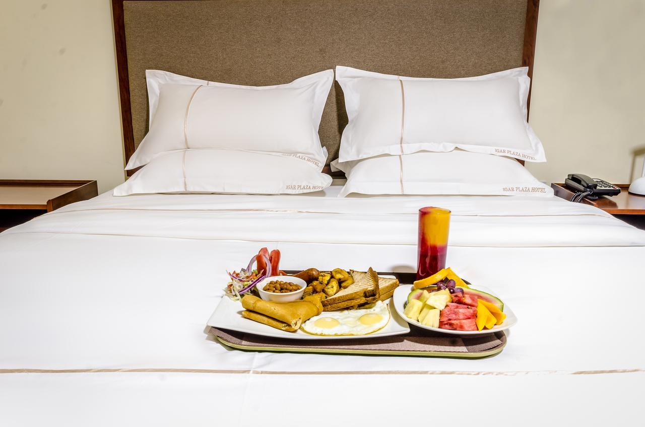 ג'ינג'ה Igar Plaza Hotel מראה חיצוני תמונה